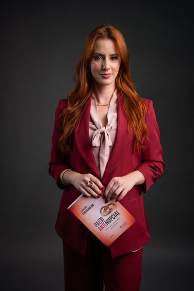 Juliana Campos, advogada